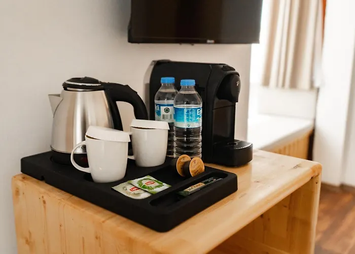 Hotel Rodones 1924 Urla